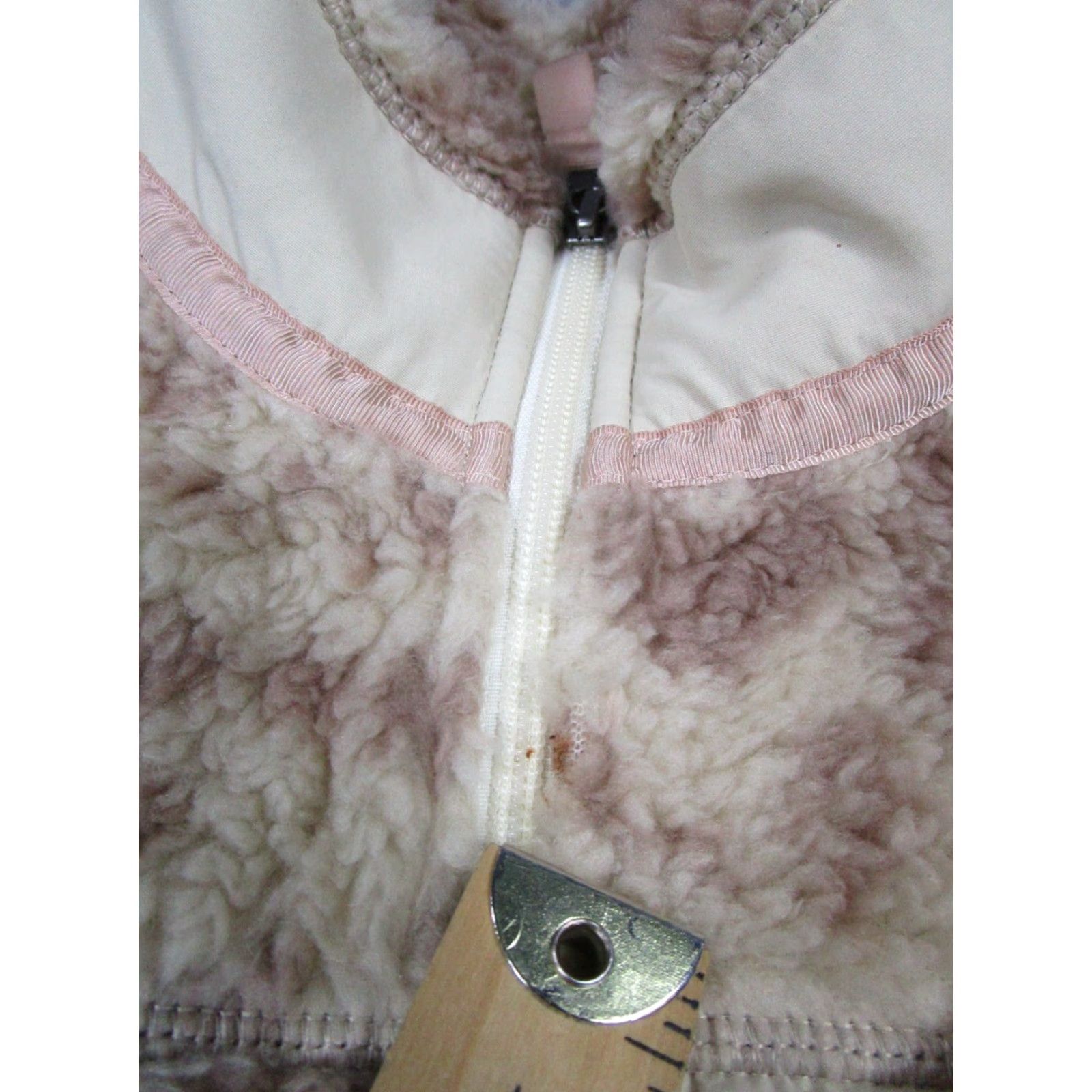 Patagonia Patagonia Vest Womens Large Brown Aztec Cheetah Print Pattern Retro Classic Full Zip Vest Size L / US 10 / IT 46 - 7 Thumbnail
