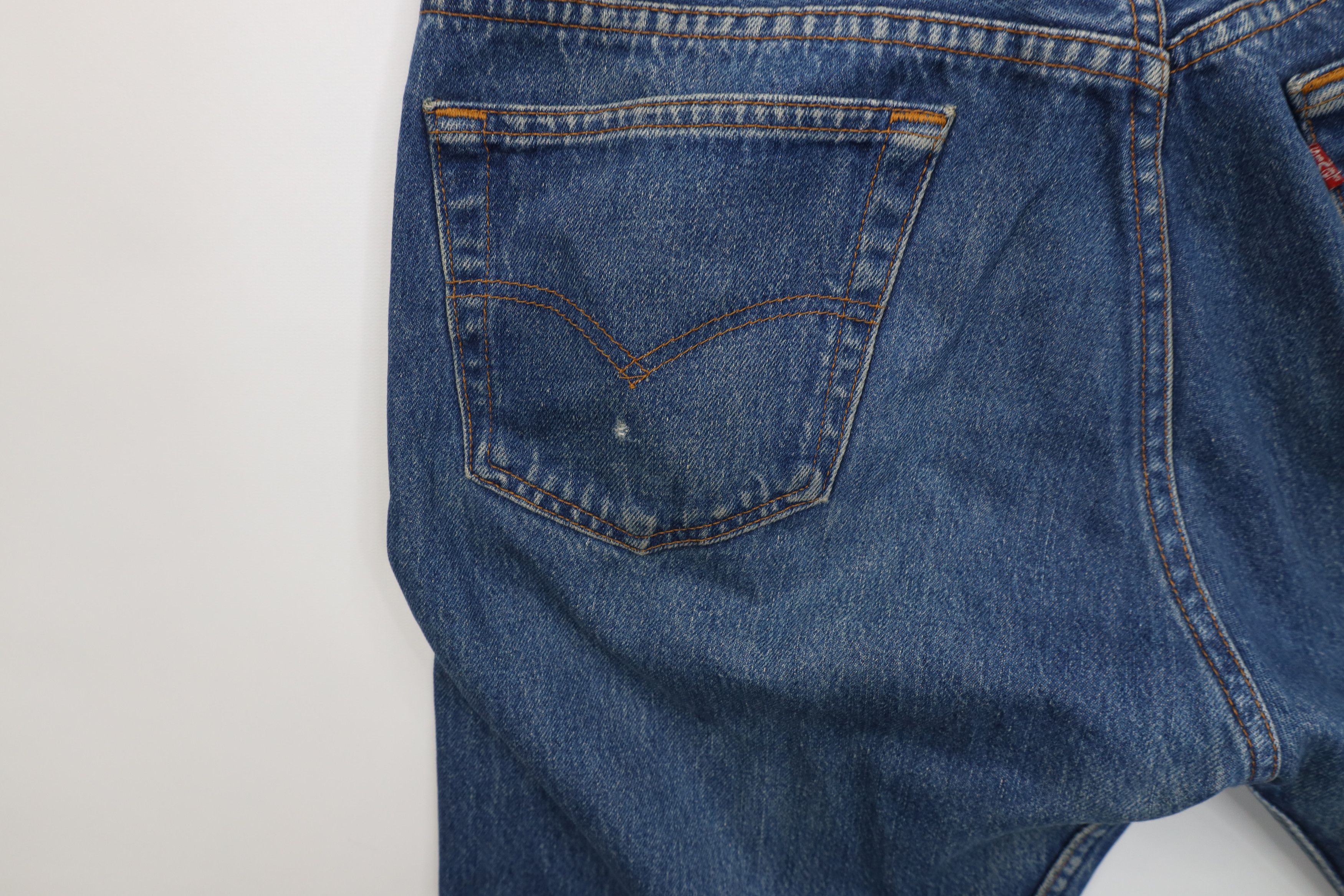 Levi's Vintage 80s Levis 501xx Button Fly Original Denim Jeans USA Size US 34 / EU 50 - 16 Thumbnail