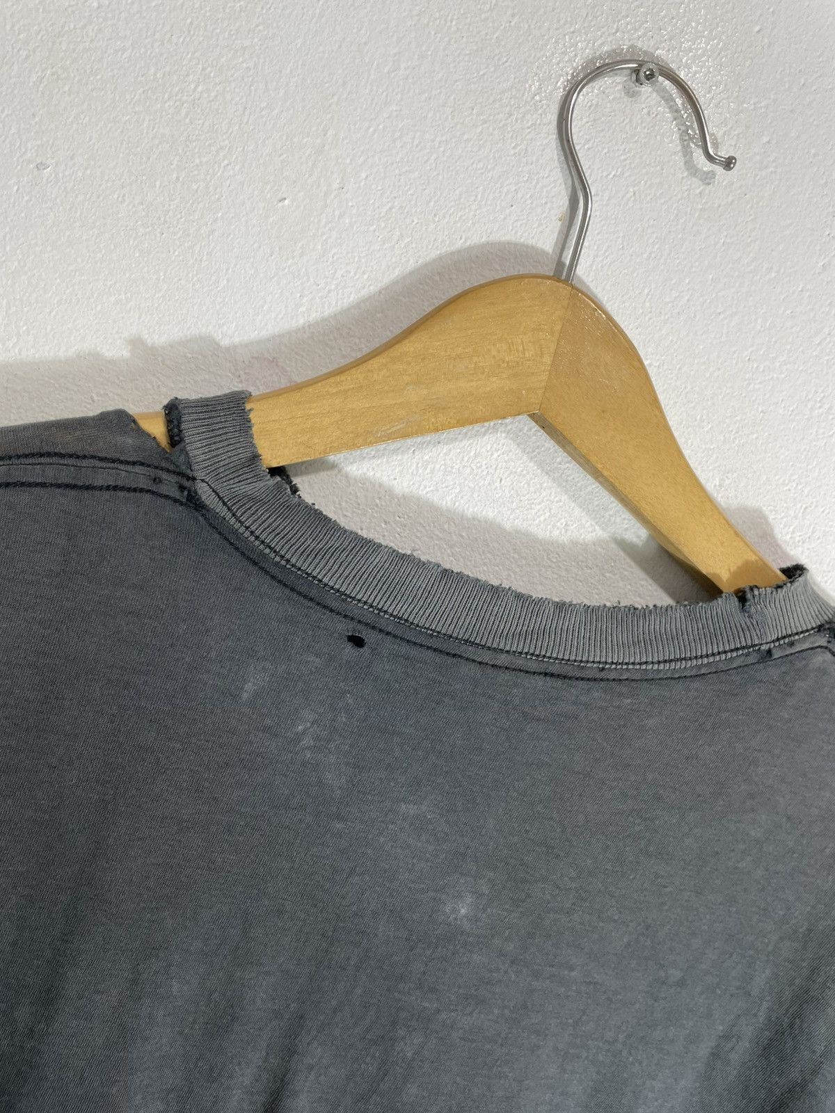 Vintage RARE distressed blank Tshirt Trashed style 80/90s Converse Size US L / EU 52-54 / 3 - 10 Thumbnail