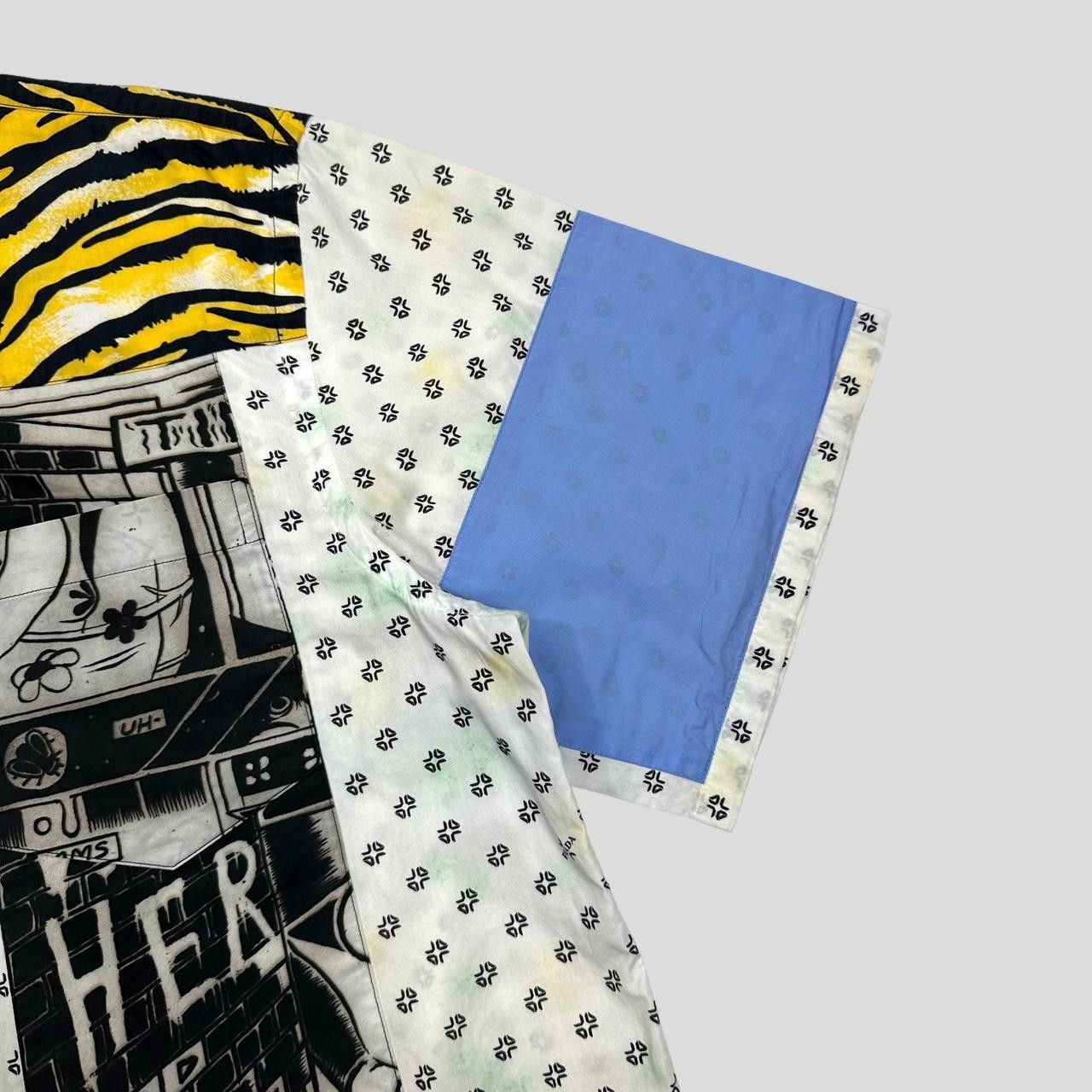 Prada Prada Milano 2018 Comic Strip Boxy Graphic Shirt - M Size US M / EU 48-50 / 2 - 4 Thumbnail