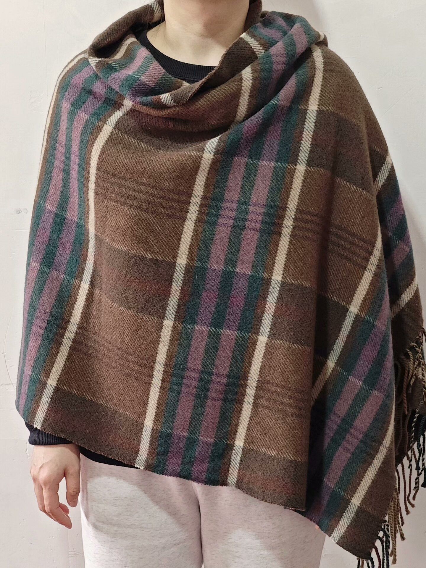 Ralph Lauren Ralph Lauren Brown Plaid Wool Shawl Size ONE SIZE - 1 Thumbnail