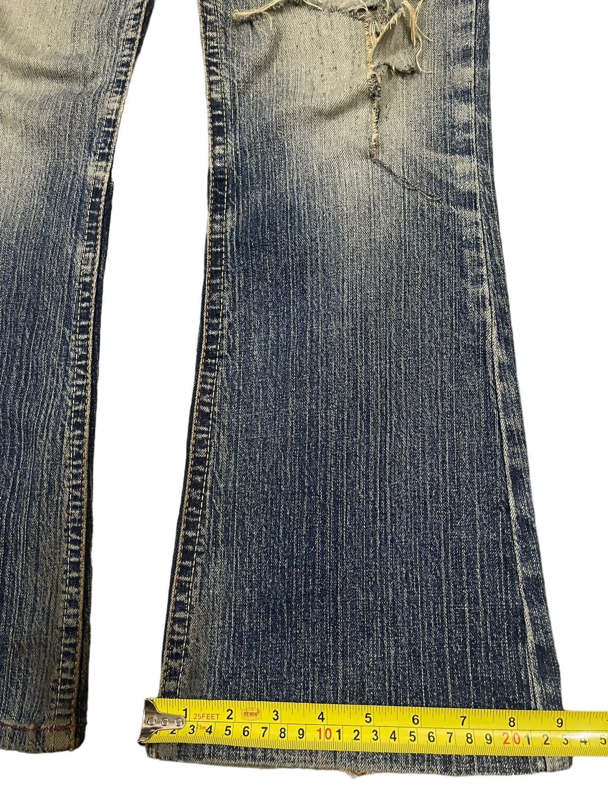 If Six Was Nine Vintage Japanese Brand Blue Wash Distress Style Flare Jeans Size US 30 / EU 46 - 13 Thumbnail