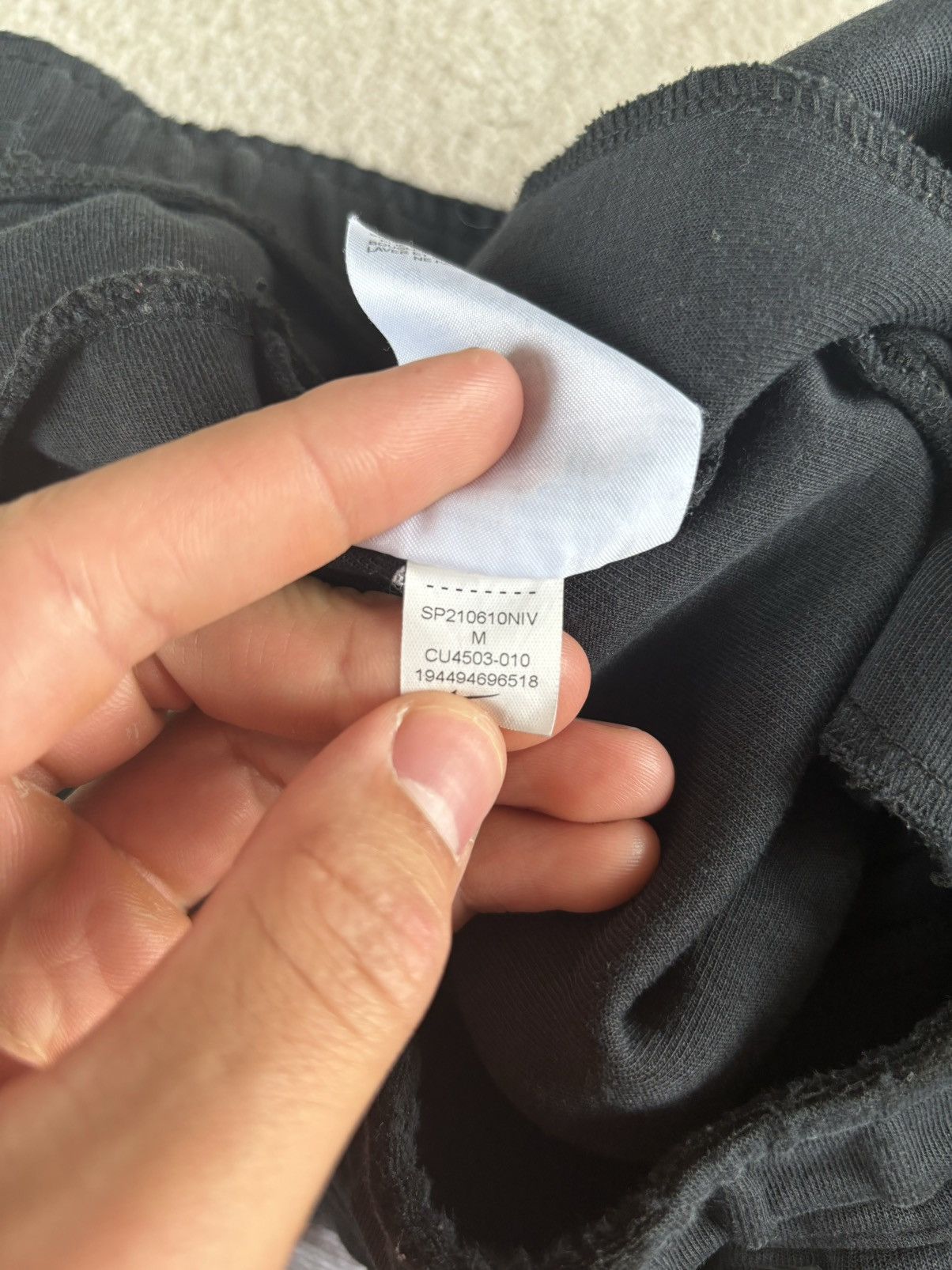 Nike Nike Tech Shorts Size US 33 - 5 Thumbnail