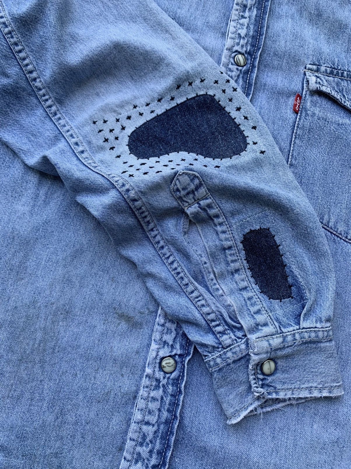 Levi's repaired sashiko patchwork levi’s 1990s western shirt Size US M / EU 48-50 / 2 - 7 Thumbnail