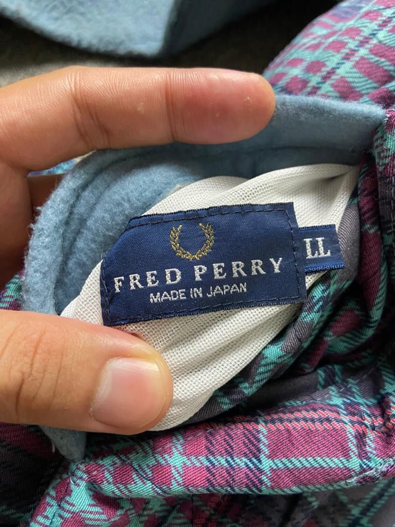 Fred Perry Fred Perry Reversible Fleece Jacket with Tartan Lining (201) Size US L / EU 52-54 / 3 - 3 Thumbnail
