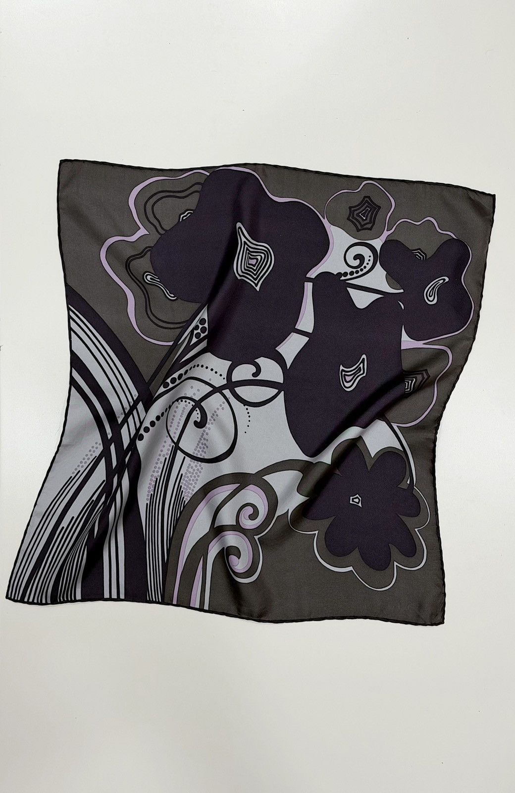 Gucci GUCCI Tom Ford 2001 Floral Silk Bandana Scarf Demna Runway Size ONE SIZE - 12 Thumbnail