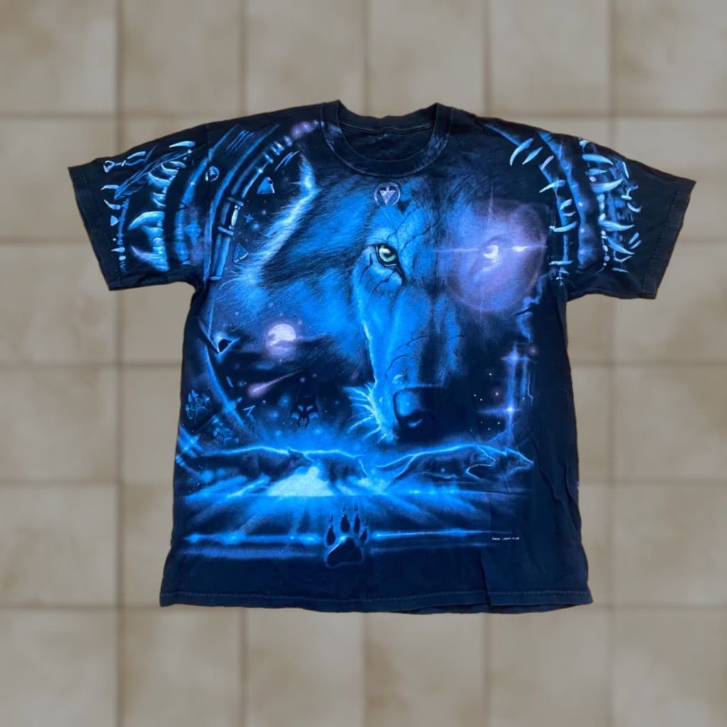 Liquid Blue VTG Liquid Blue Wolf Tribal Galaxy Short Sleeve T Shirt Men L Black Crew Neck All Over Print 2001 Y2K Vintage Shirt Size US L / EU 52-54 / 3 - 1 Thumbnail