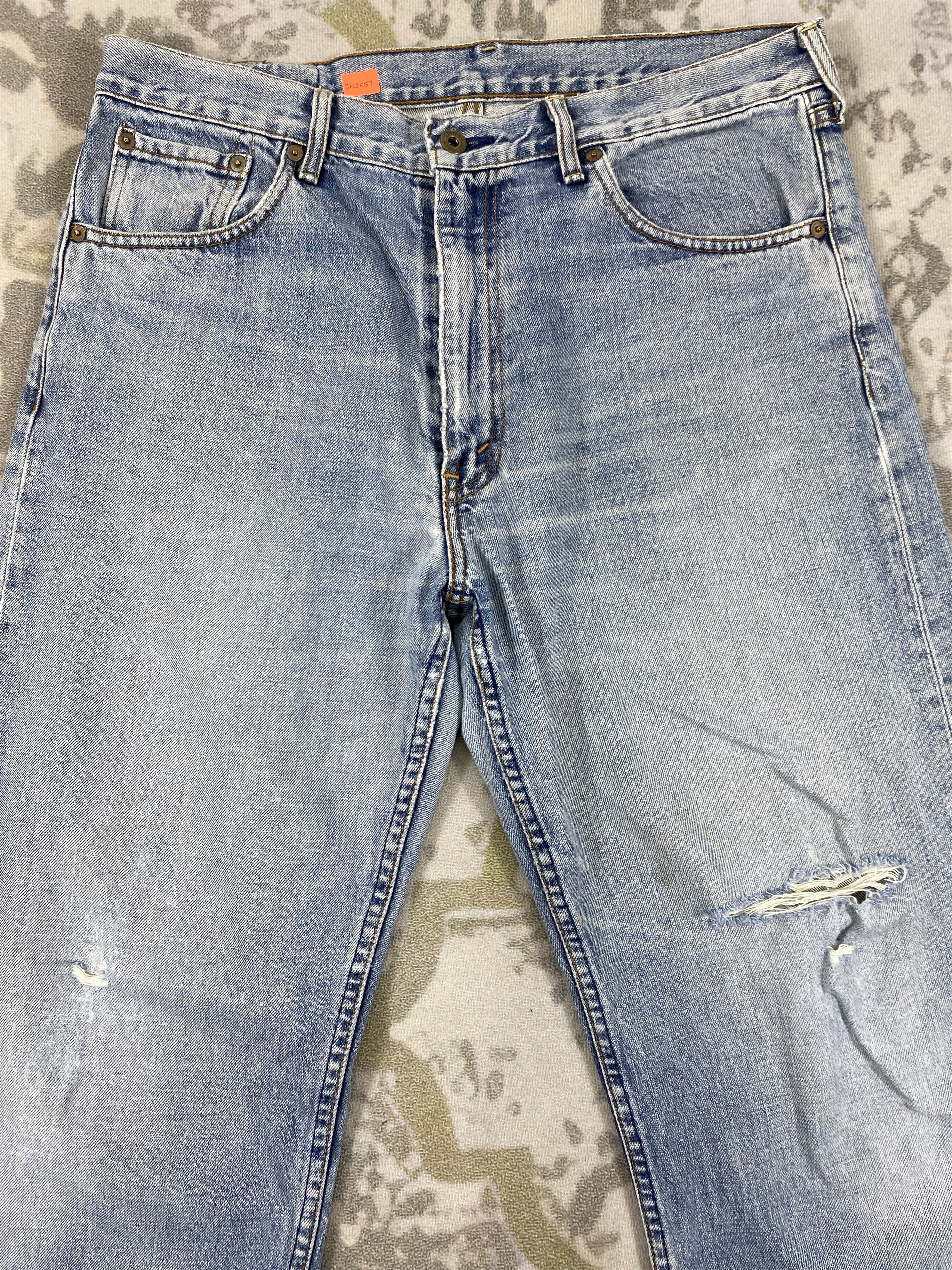 Levi's Distressed Blue Vintage Levi's Jeans 35x30 Denim- JN3657 Size US 35 - 3 Thumbnail