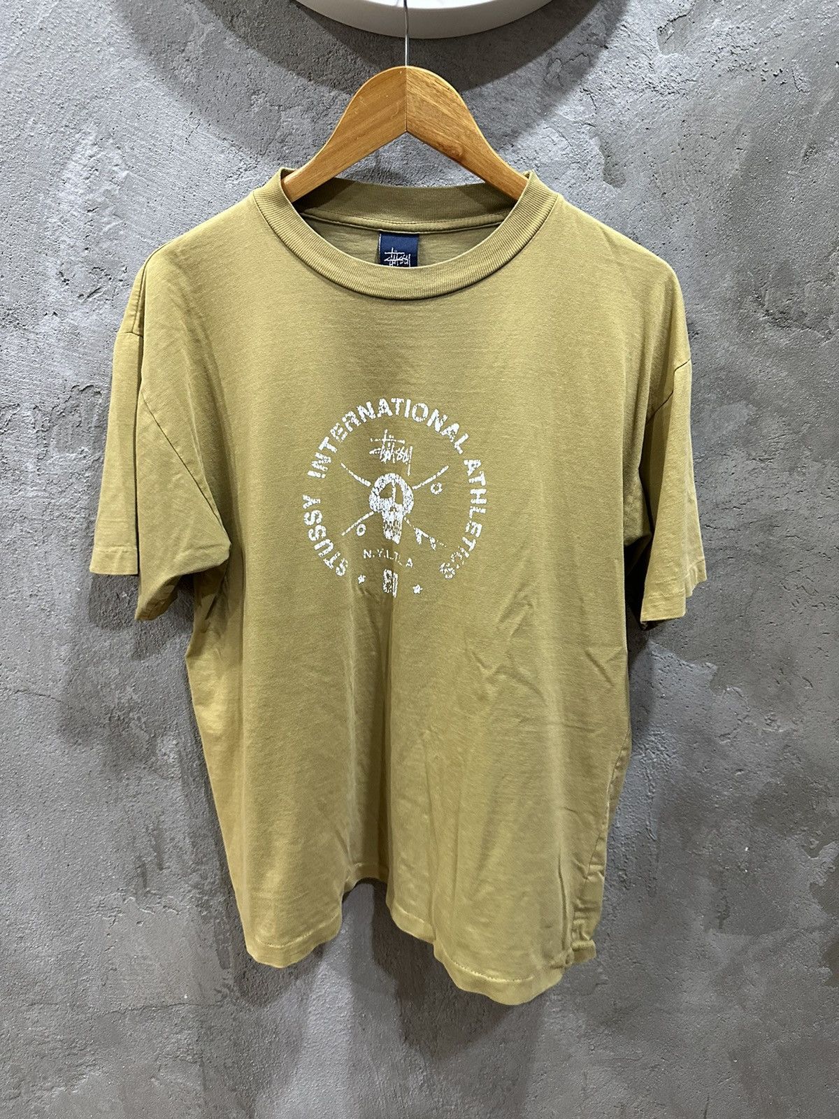 Stussy × Vintage 1990s Vintage Stussy Skull Skateboard T-Shirt Size US M / EU 48-50 / 2 - 1 Thumbnail