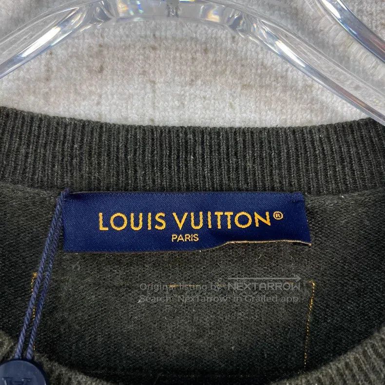 Louis Vuitton Louis Vuitton Embossed logo knit pullover sweater Size US XL / EU 56 / 4 - 4 Thumbnail