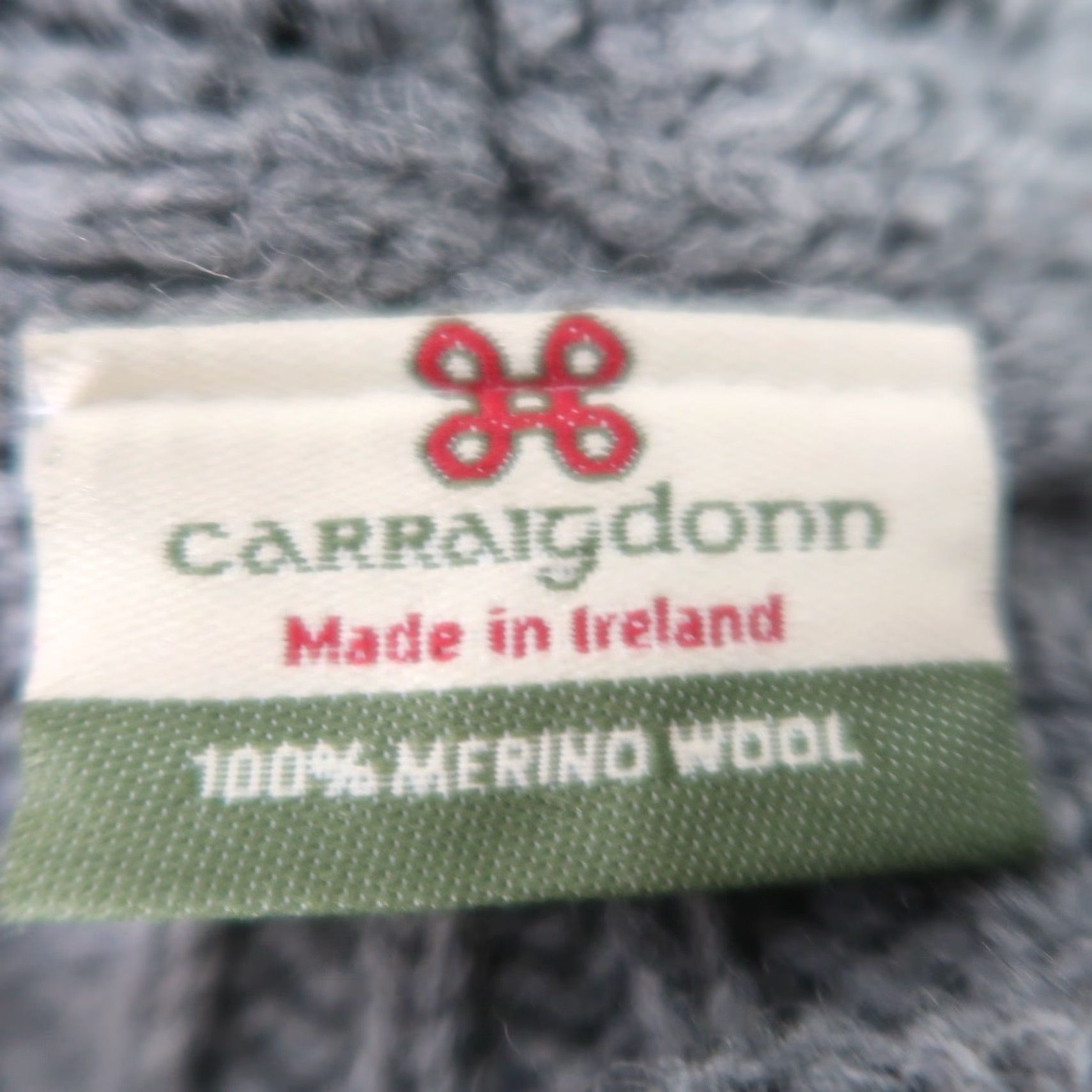 Vintage **Carraig Donn Gray Aran Cable Knit Women's Size S Cardigan Sweater** User: Carraig Donn Gray Aran Cable Knit Women's Size S Cardigan Sweater Size S / US 4 / IT 40 - 5 Thumbnail