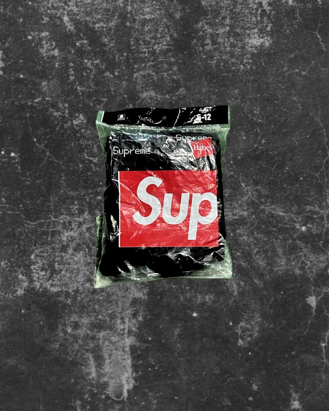 Supreme Supreme x Hanes Black Crew Socks 4 Pack Size ONE SIZE - 1 Preview