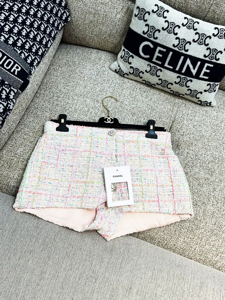 Chanel Chanel 24C early spring show pink mixed color plaid braide Size 25" / US 0 / IT 36 - 1 Thumbnail