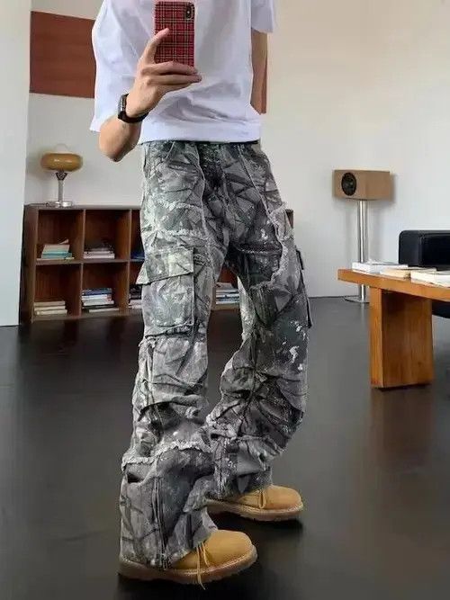 Japanese Brand Retro Camo Multi-Pocket Wide-Leg Cargo Jeans Size US 32 / EU 48 - 2 Thumbnail
