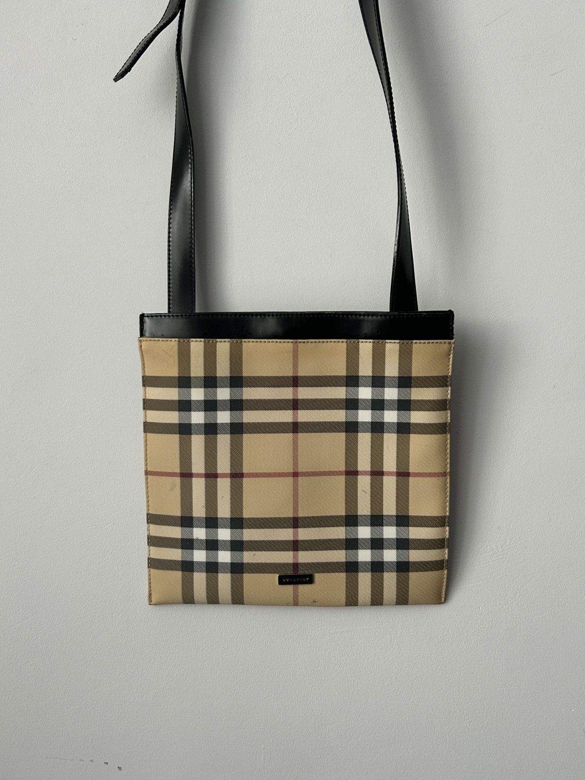 Burberry Vintage BURBERRY Nova Check Shoulder / Crossbody Bag Size ONE SIZE - 1 Thumbnail