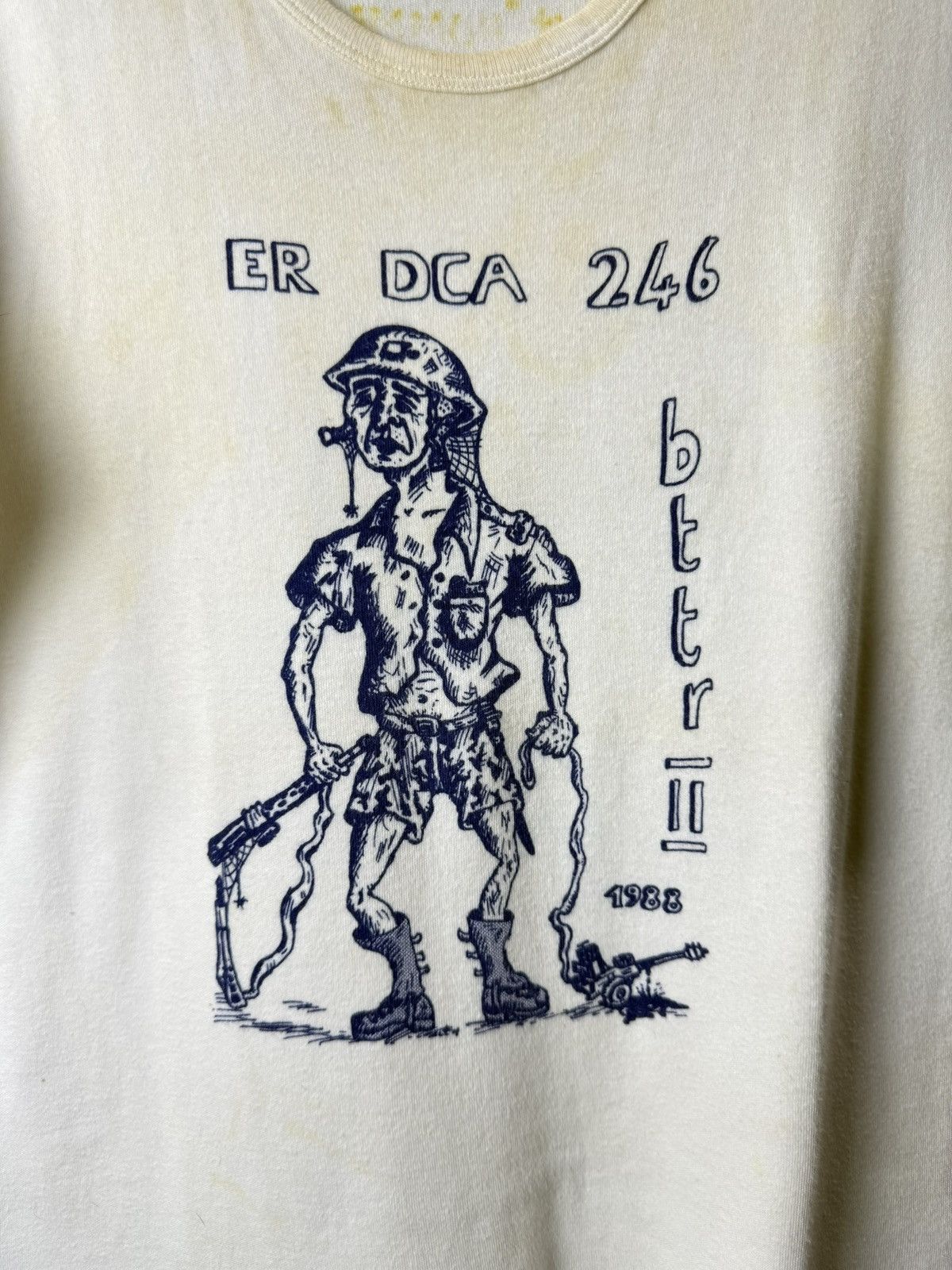 Vintage Rare! Vintage 1988 Soldiers Signature Tags T Shirt WW2 Size US M / EU 48-50 / 2 - 3 Thumbnail