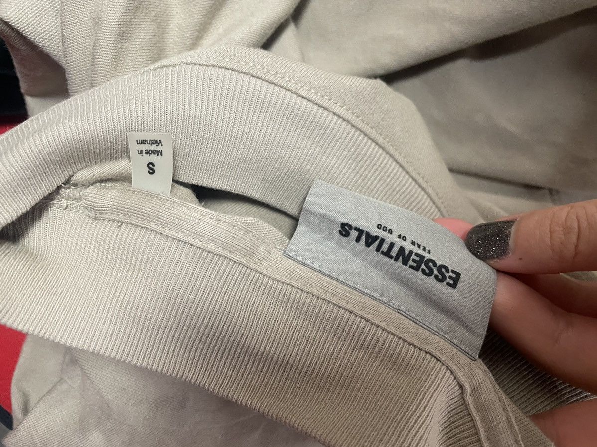 Essentials Essentials long sleeve shirt Size US S / EU 44-46 / 1 - 2 Thumbnail