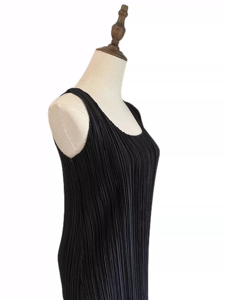 Issey Miyake Issey Miyake size:3 Black soft satin pleated dress Size M / US 6-8 / IT 42-44 - 2 Thumbnail