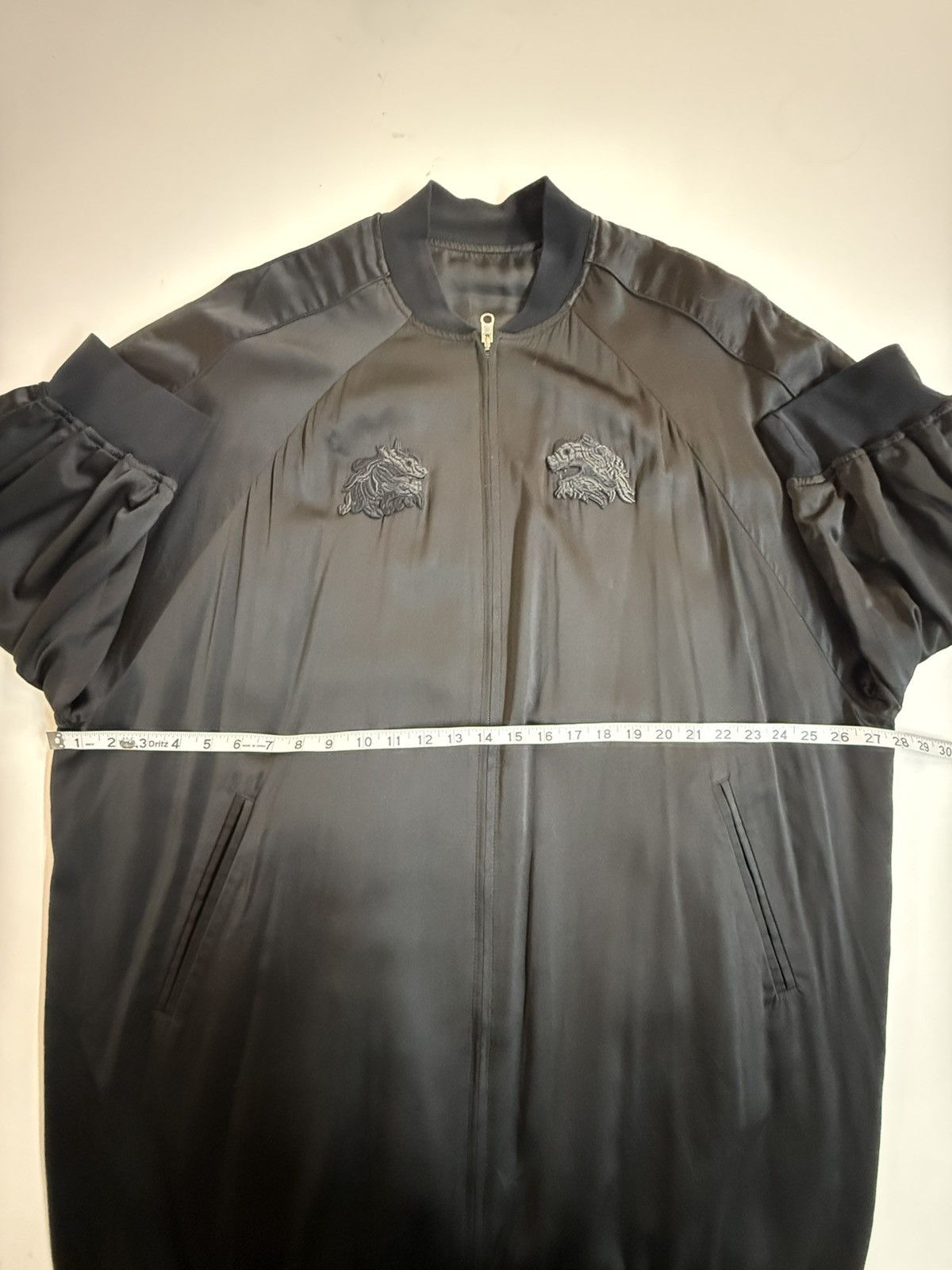 Noir Kei Ninomiya Noir Kei Ninomiya-Dragon Embroidery Silk Reversible Bomber Size S / US 4 / IT 40 - 24 Thumbnail