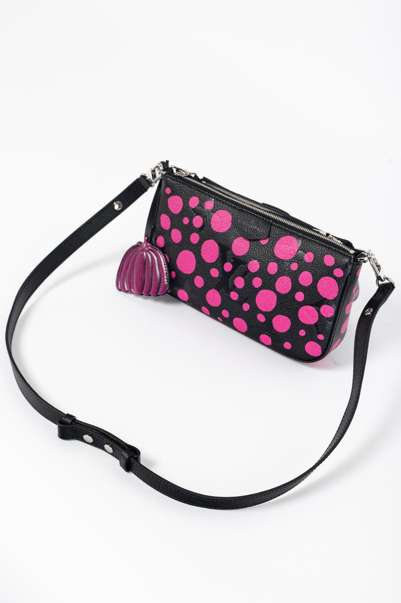 Louis Vuitton × Yayoi Kusama Louis Vuitton Multi Pochette Accessoires Infinity Dots Bag Size ONE SIZE - 7 Thumbnail
