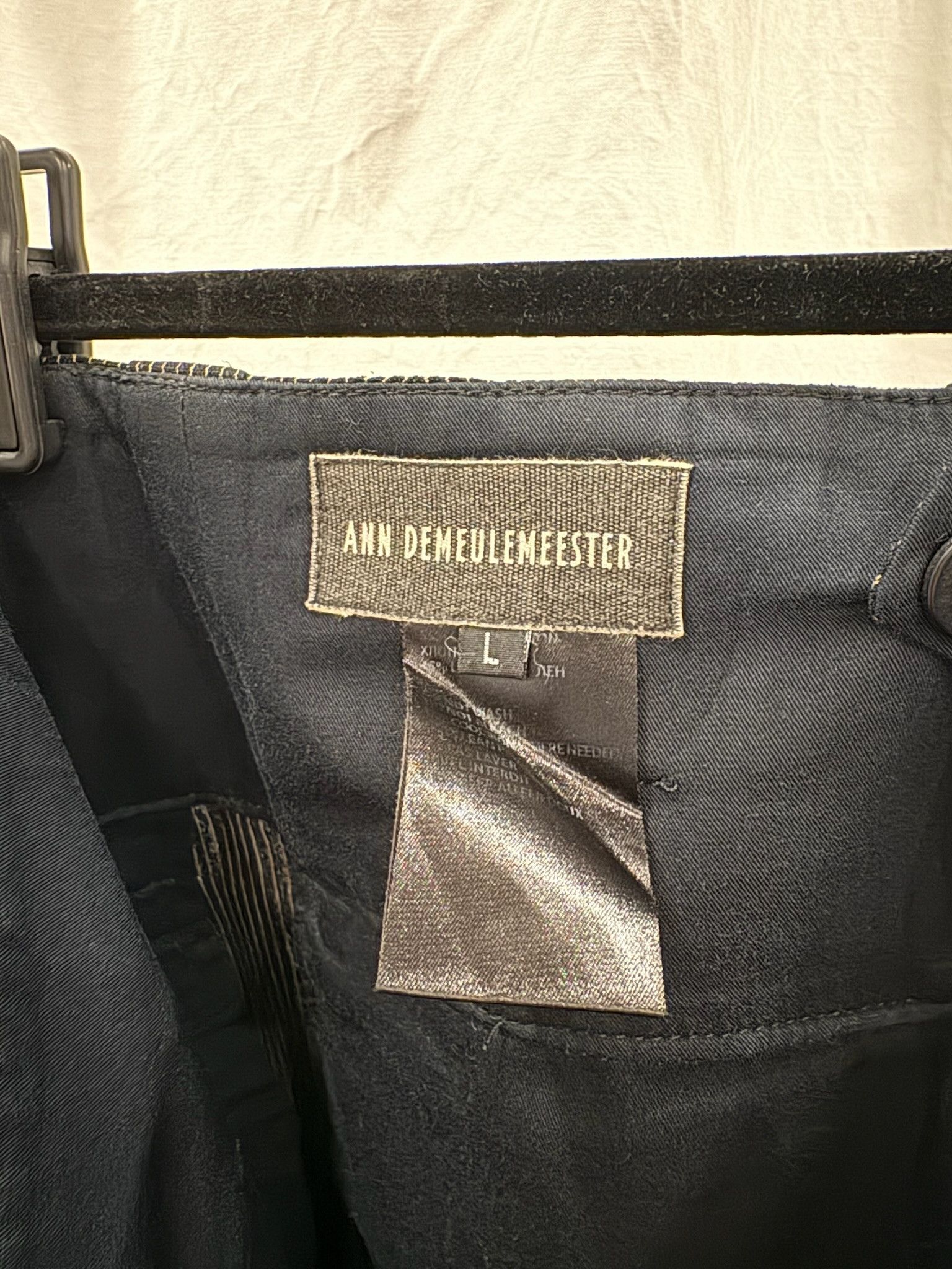Ann Demeulemeester Ann Demeulemeester Pinstripe Tapered Trousers - Size L Size US 34 / EU 50 - 4 Thumbnail