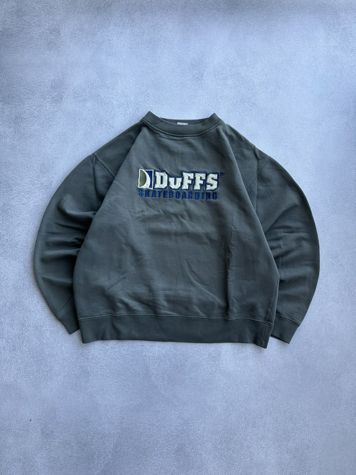 Vintage VTG Duffs Skateboarding 90s Big Logo Streetwear Sweatshirt Size US M / EU 48-50 / 2 - 1 Thumbnail
