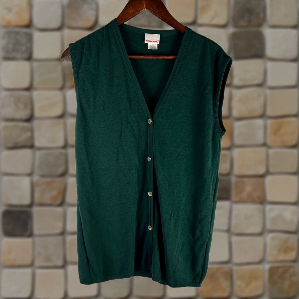 Vintage VINTAGE Bobbie Brooks Green V Neck Button Front Sleeveless Sweater Vest Women Medium Size M / US 6-8 / IT 42-44 - 1 Thumbnail