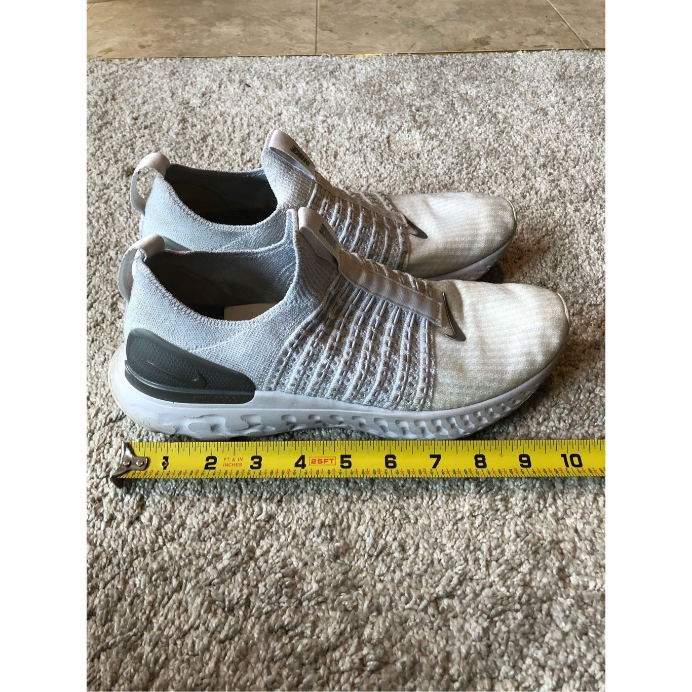 Nike Nike Phantom Women’s White and Gray Athletic Shoes Size 9.5 Size US 9.5 / IT 39.5 - 8 Thumbnail