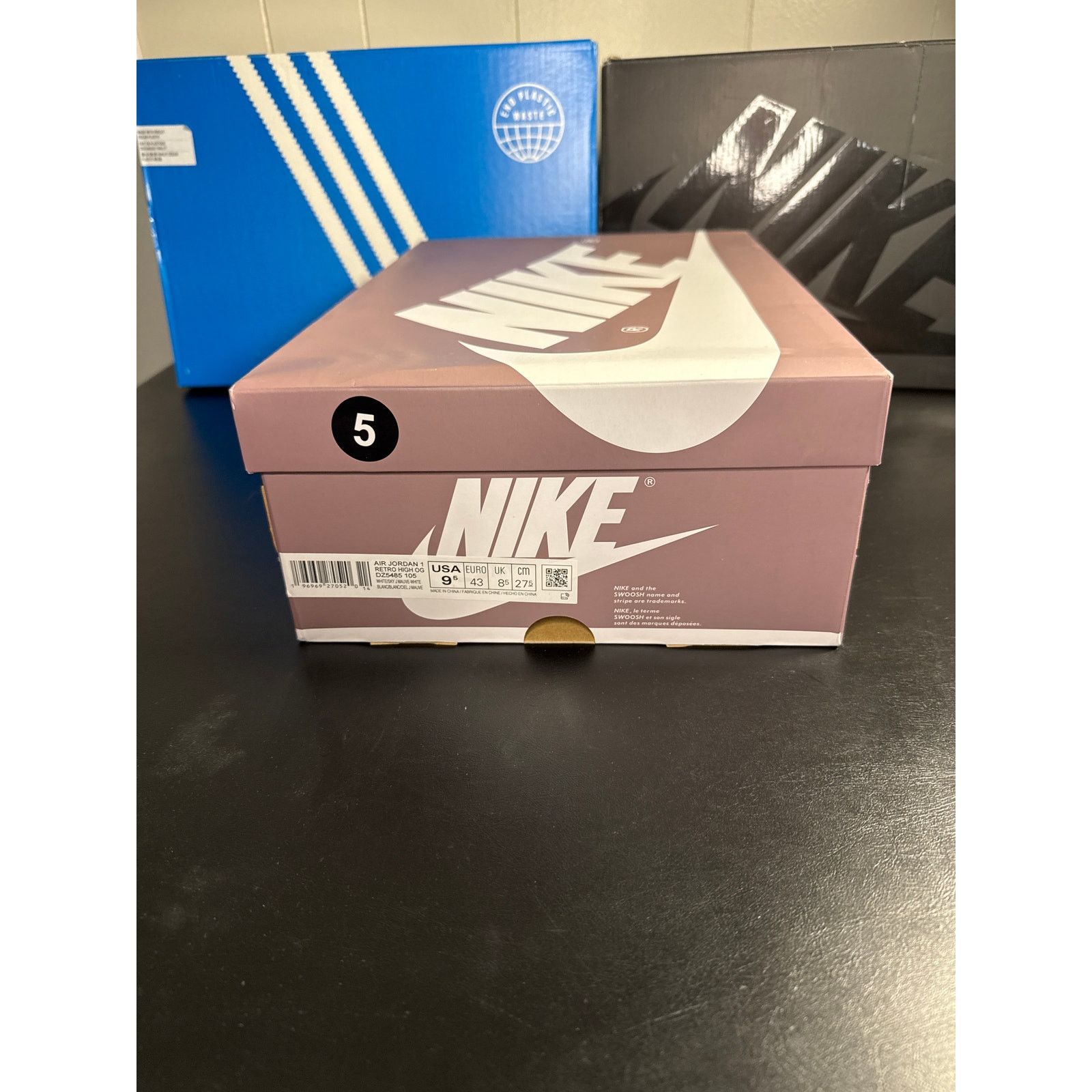 Jordan Brand Jordan 1 Retro High OG -Mauve- Sz 9.5M (NEW IN BOX) Size US 9.5 / EU 42-43 - 5 Thumbnail
