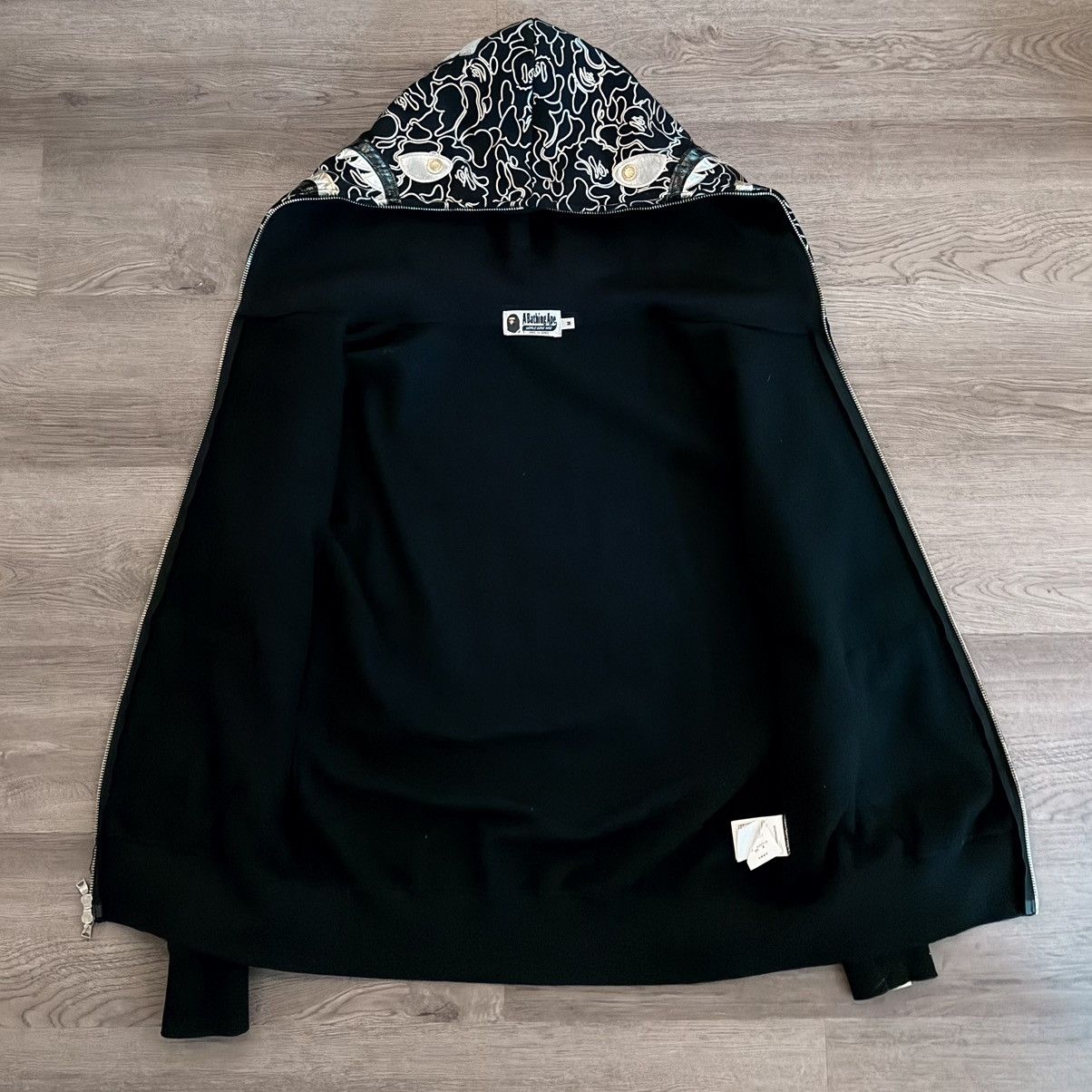 Bape BAPE x Hajime Sorayama Shark Full Zip Hoodie Size US M / EU 48-50 / 2 - 4 Thumbnail