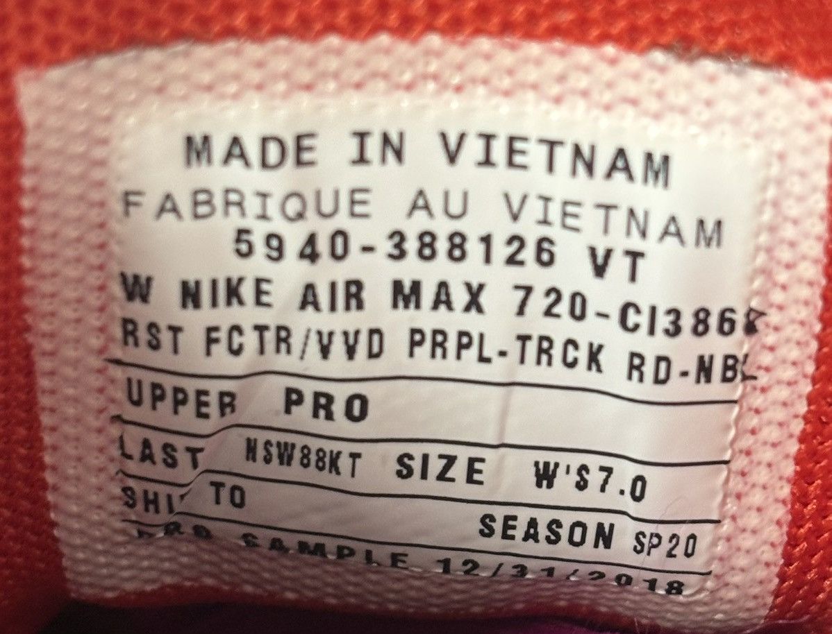 Nike UNRELEASED SAMPLE Nike Air Max 720 Vivid Purple Track Red Size US 7 / IT 37 - 10 Thumbnail