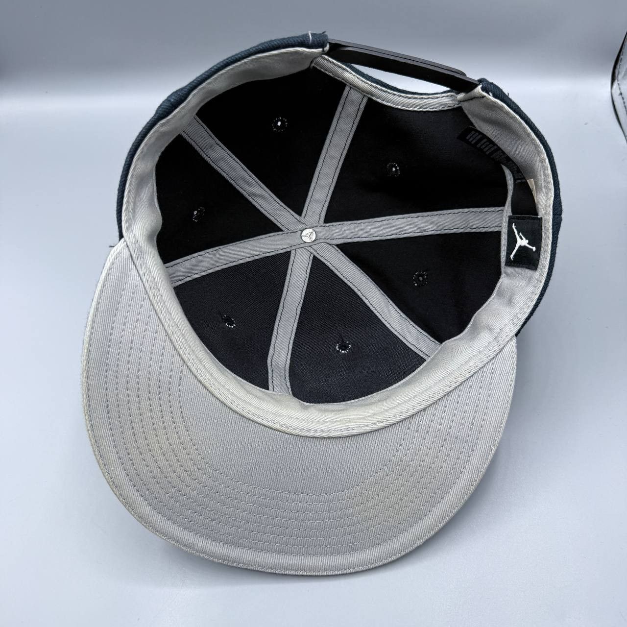 Jordan Brand Air Jordan Hat Men Navy Cement Elephant Snap Back Cap Size ONE SIZE - 2 Thumbnail