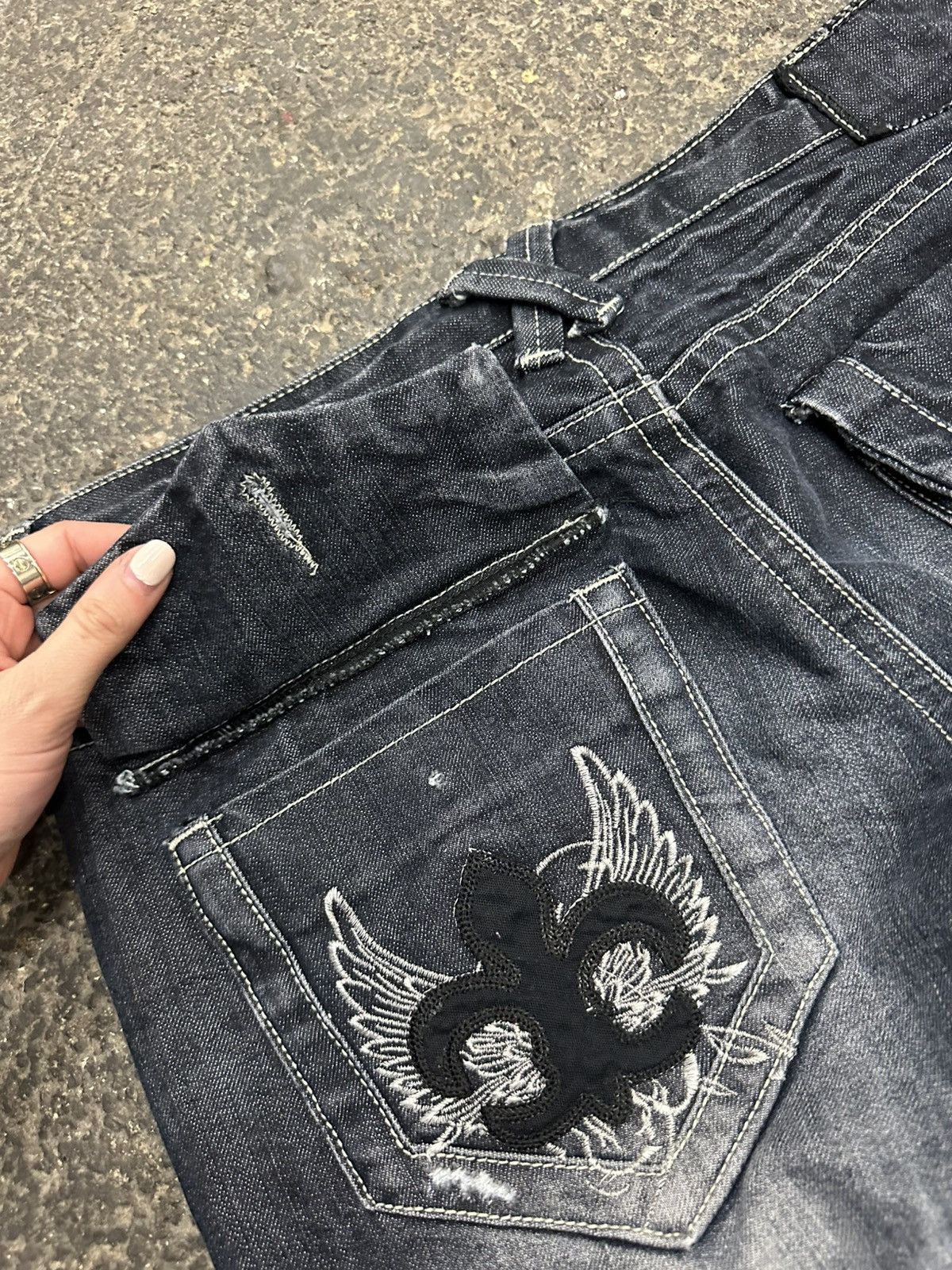 Vintage Y2K grunge baggy jeans Size US 33 - 8 Thumbnail