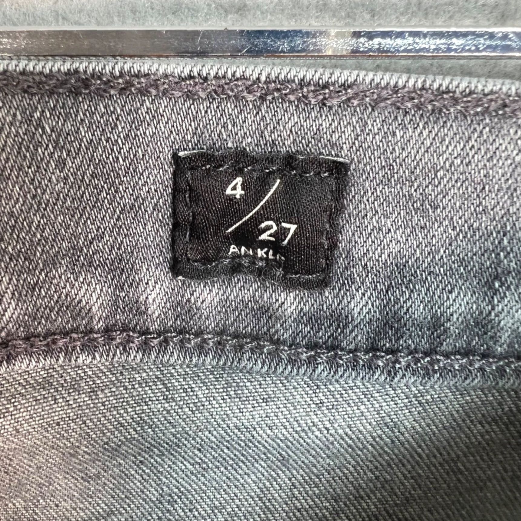 Lucky Brand Lucky Brand Womens Jeans / Brooke Legging Mid-Rise Ankle Stretch 4 Regular Gray 27 Inseam 29 5-Pocket Denim Cotton Blend Modern? Size 27" / US 4 / IT 40 - 4 Thumbnail