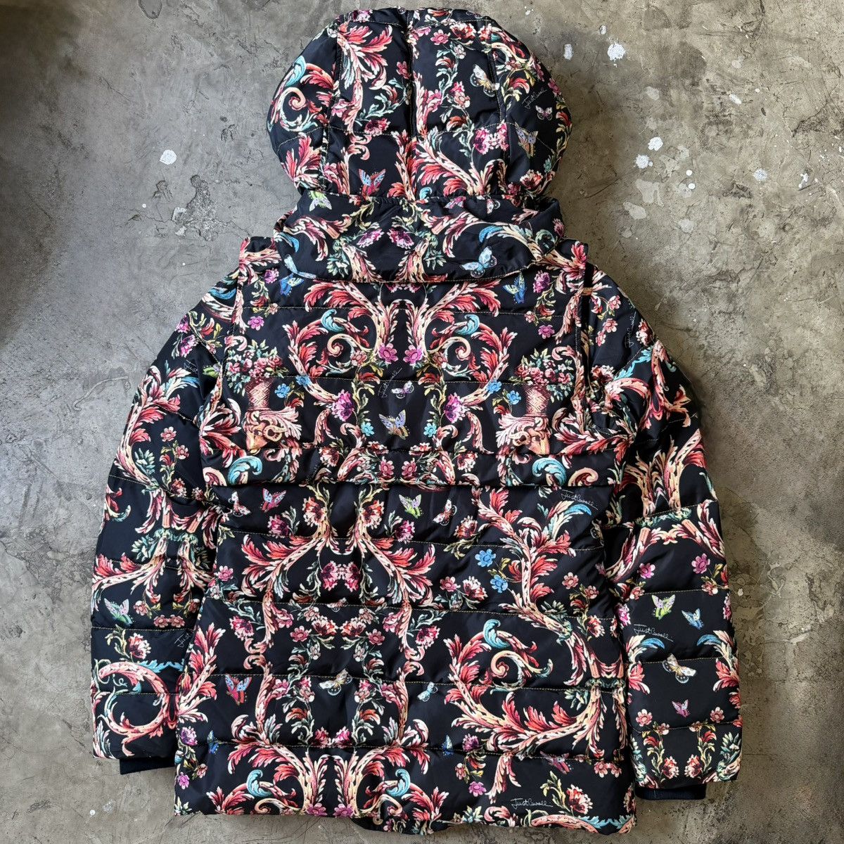 Just Cavalli Just Cavalli - 2014 Baroque Print Down Jacket Size XL / US 12-14 / IT 48-50 - 2 Thumbnail