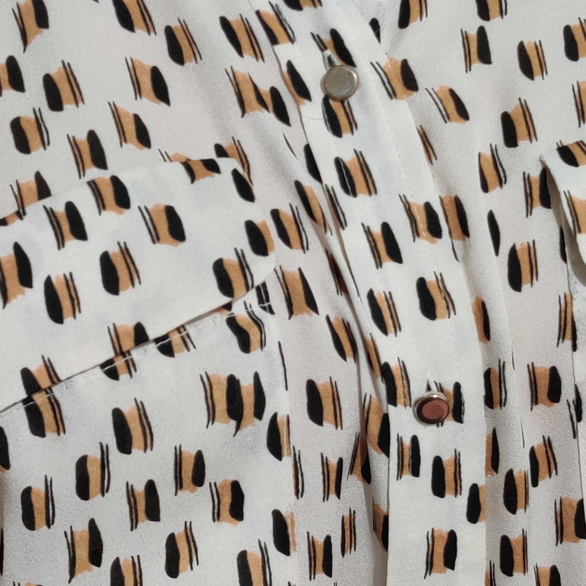 Other Liz Claiborne L Sheer Button Down Blouse Geometric Print Lig Size L / US 10 / IT 46 - 6 Thumbnail