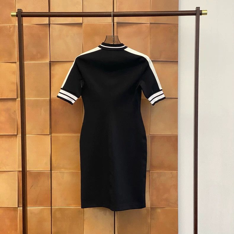 Louis Vuitton Louis Vuitton 24fw new black and white monogram logo dress Size XS / US 0-2 / IT 36-38 - 3 Thumbnail