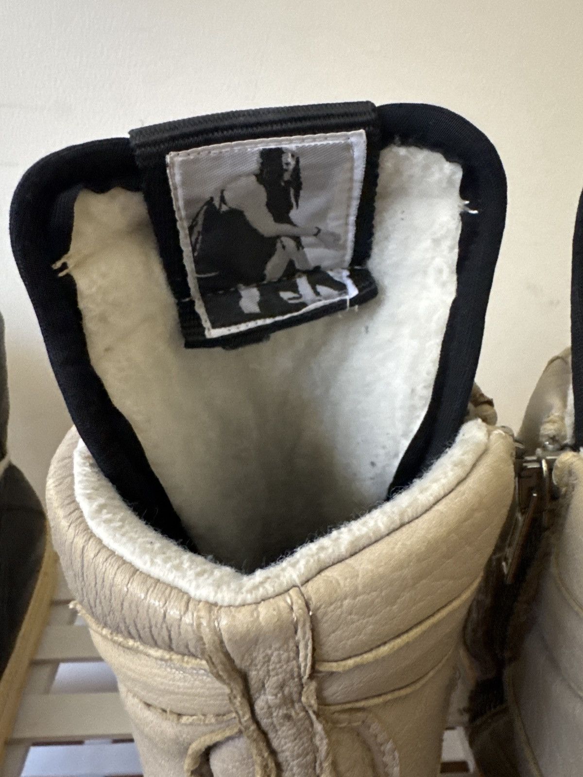 Rick Owens Rick Owens FW06 “Dustulator” Grey Pigskin Dunks Size US 9.5 / EU 42-43 - 13 Thumbnail