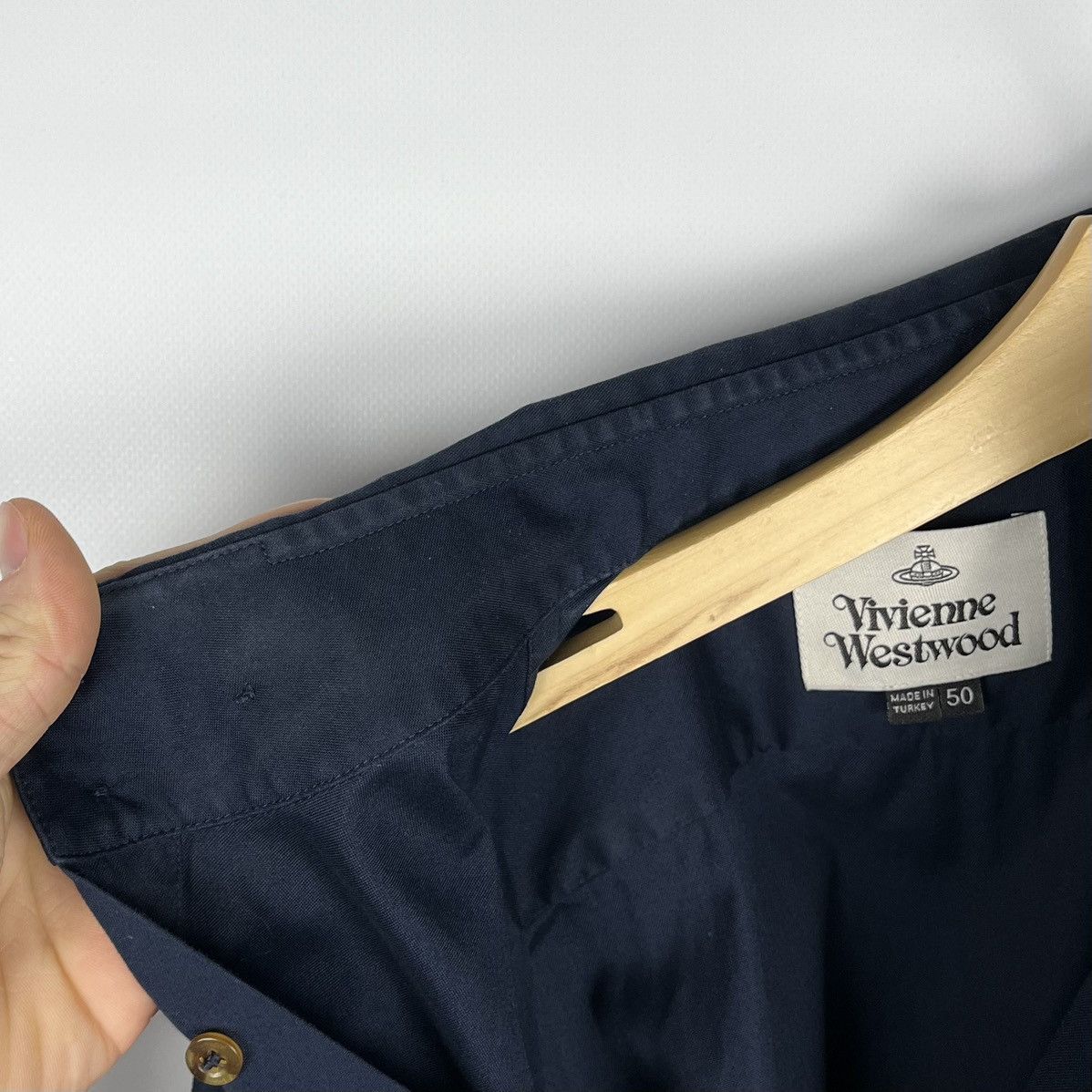 Vivienne Westwood Designer Vivienne Westwood orb logo LS shirt Size US M / EU 48-50 / 2 - 15 Thumbnail