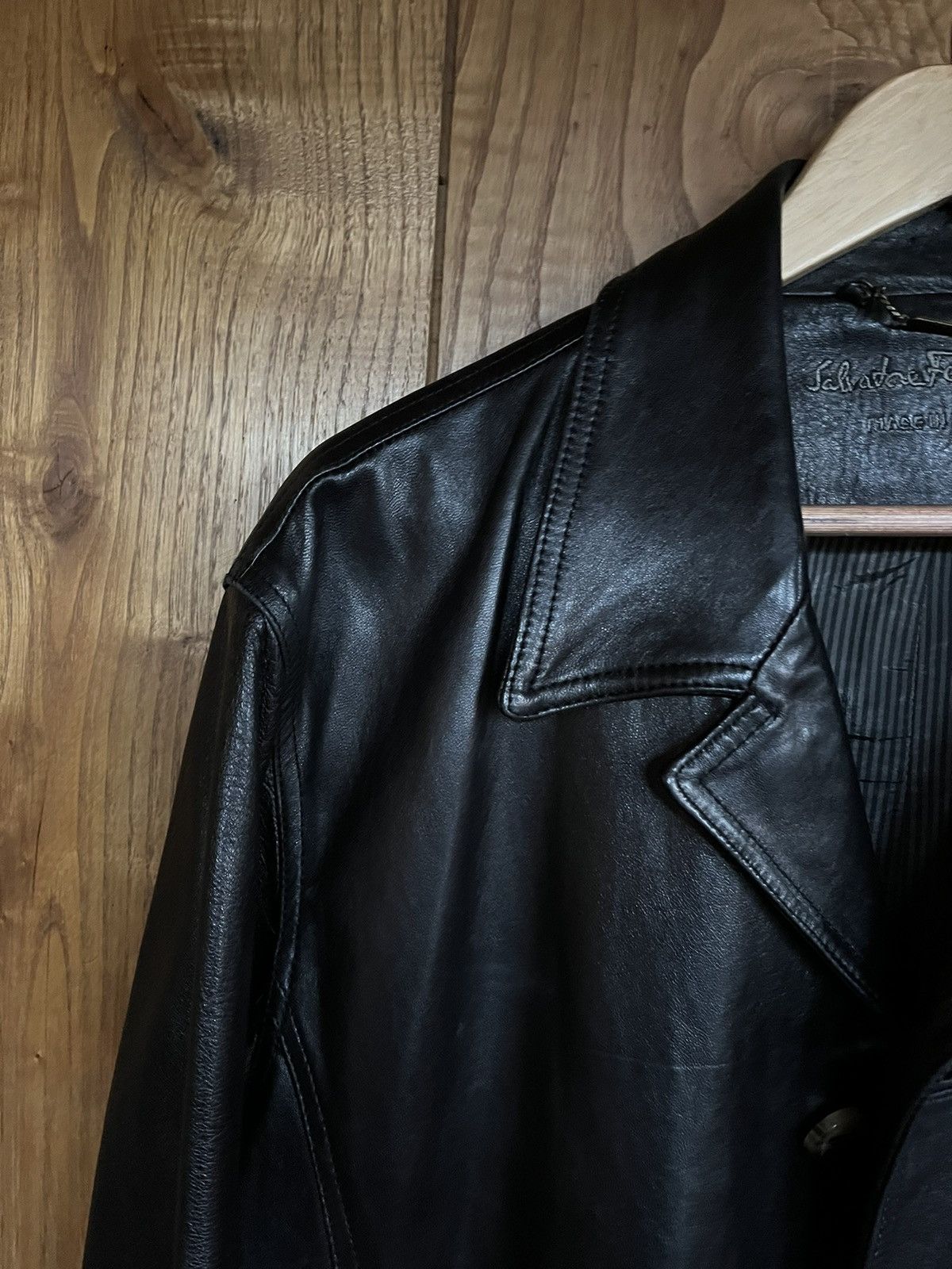 Salvatore Ferragamo Salvatore Ferragamo black leather coat Size L / US 10 / IT 46 - 2 Thumbnail