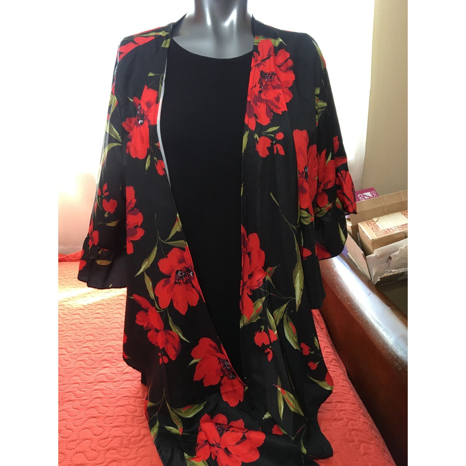 Shein Sheen Curve 1XL Red Floral Black Short Ruffle Sleeve Tie Top Size XL / US 12-14 / IT 48-50 - 2 Thumbnail