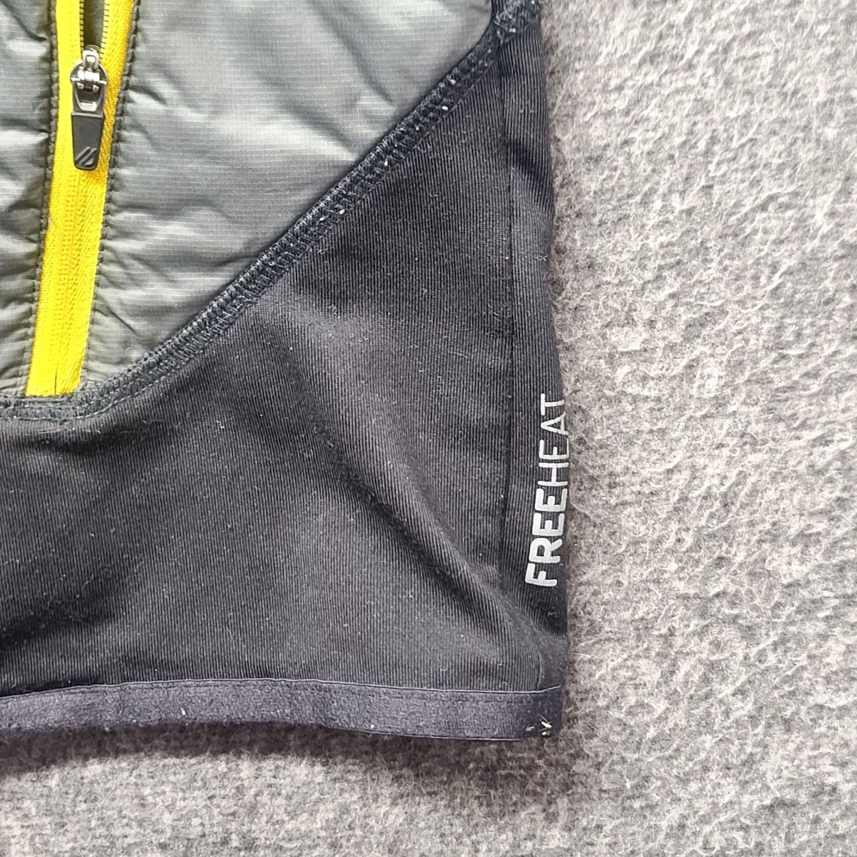 Eddie Bauer Eddie Bauer Vest Mens M Regular Fit Primaloft Zip Stand-Up Collar Puffer Outdoor Quilted Gray Logo Size US M / EU 48-50 / 2 - 3 Thumbnail