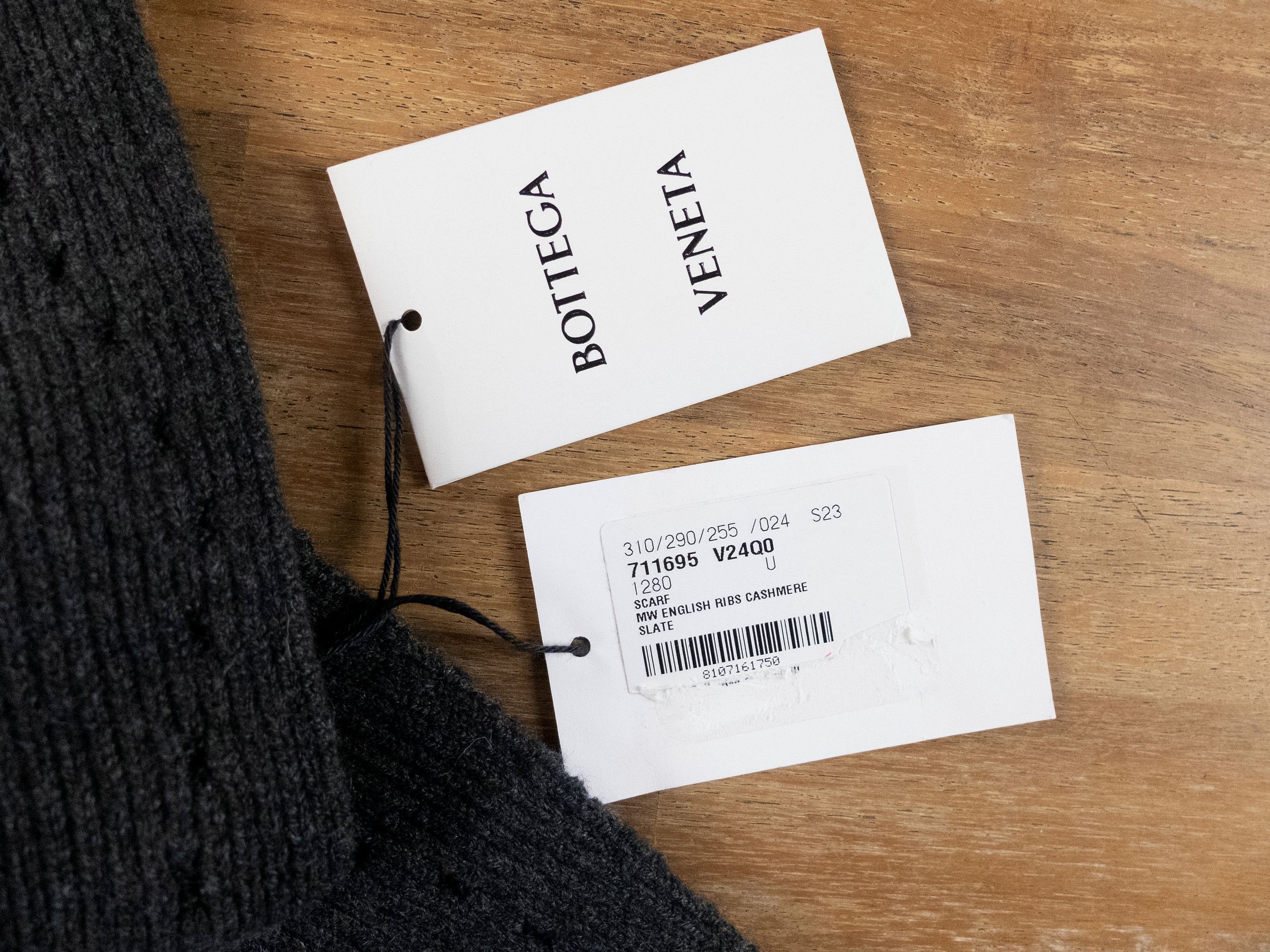 Bottega Veneta BOTTEGA VENETA dark gray ribbed cashmere "Sleeve" scarf q Size ONE SIZE - 2 Thumbnail