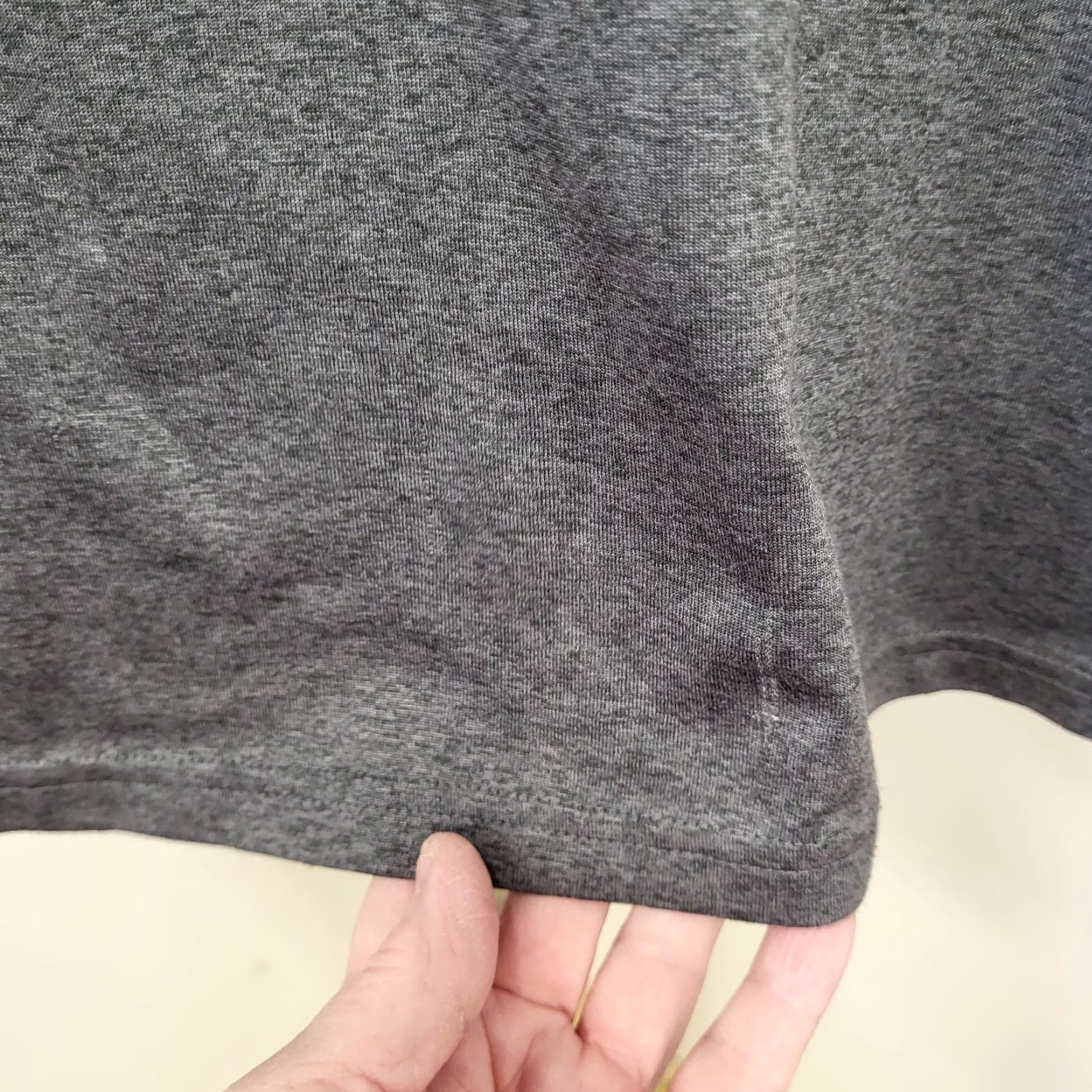 Under Armour UNDER ARMOUR Shirt Men XL Tall Gray HeatGear Loose Crewneck Short Sleeve Logo Size US XL / EU 56 / 4 - 7 Thumbnail