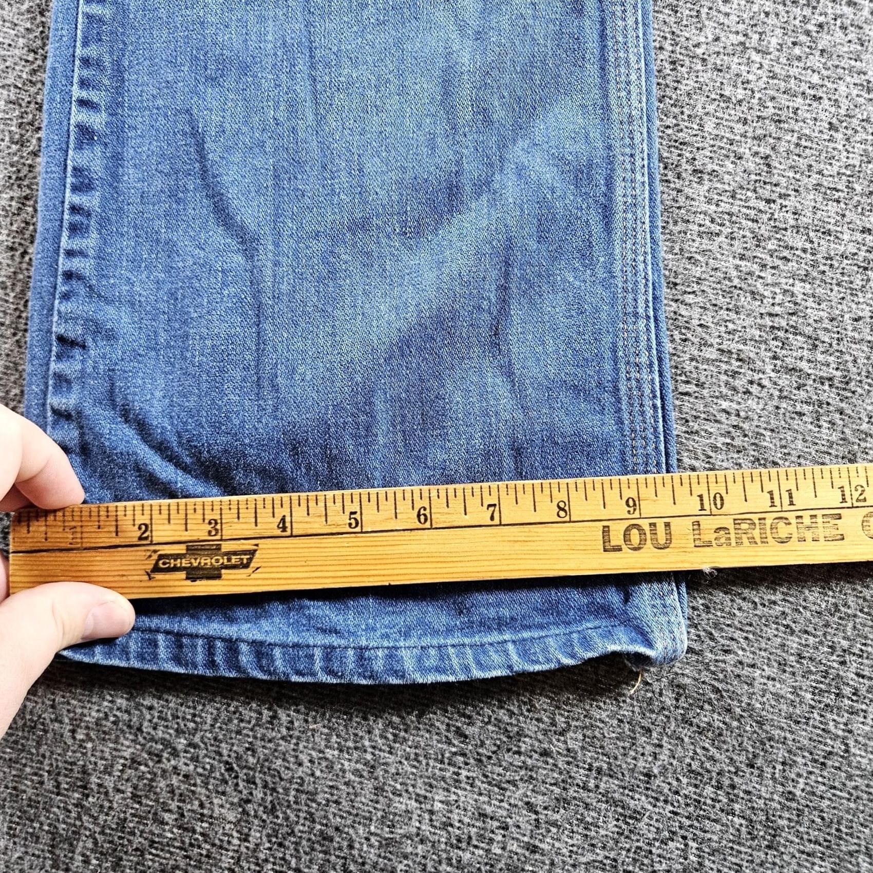 Wrangler VINTAGE Wrangler Jeans 7M561 Mens 31x30 Blue Relaxed Wide-Leg USA Denim Thick Cotton Zip Pockets Light Distressed 80s Mens Size US 31 - 7 Thumbnail