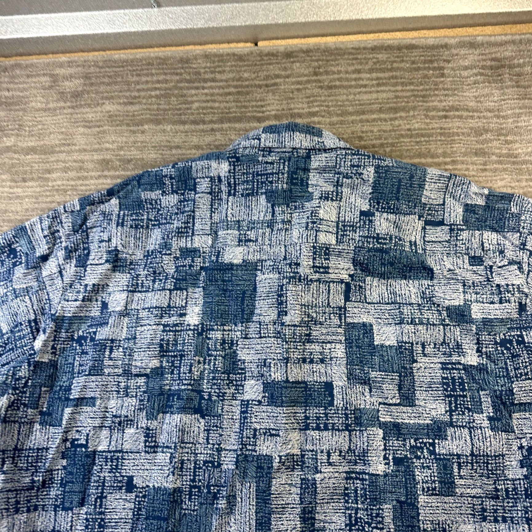 Tori Richard Tori Richard Button-Up Shirt Mens 2XL Blue Hawaiian Geometric Cotton Lawn Short Sleeve Classic Camp Casual Travel Size US XXL / EU 58 / 5 - 5 Thumbnail