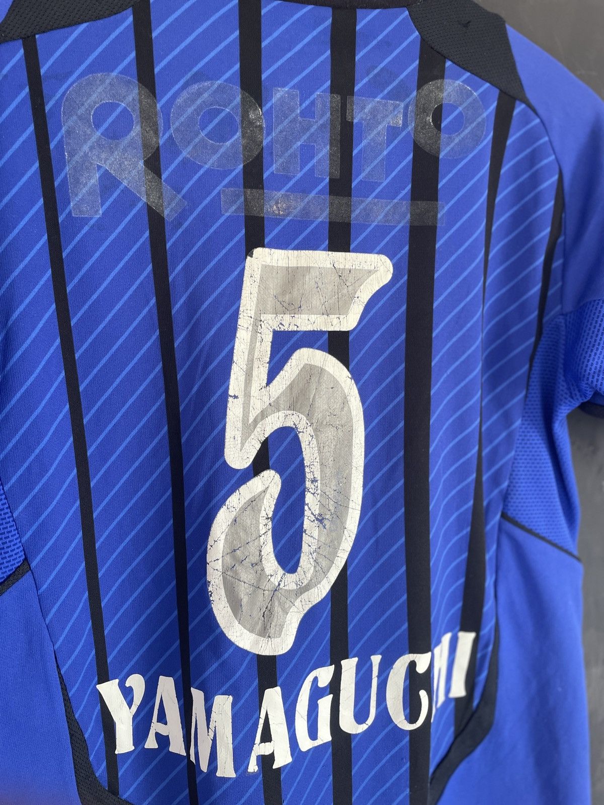 Descente Umbro by Descente Gamba Osaka Jersey Size US L / EU 52-54 / 3 - 7 Thumbnail