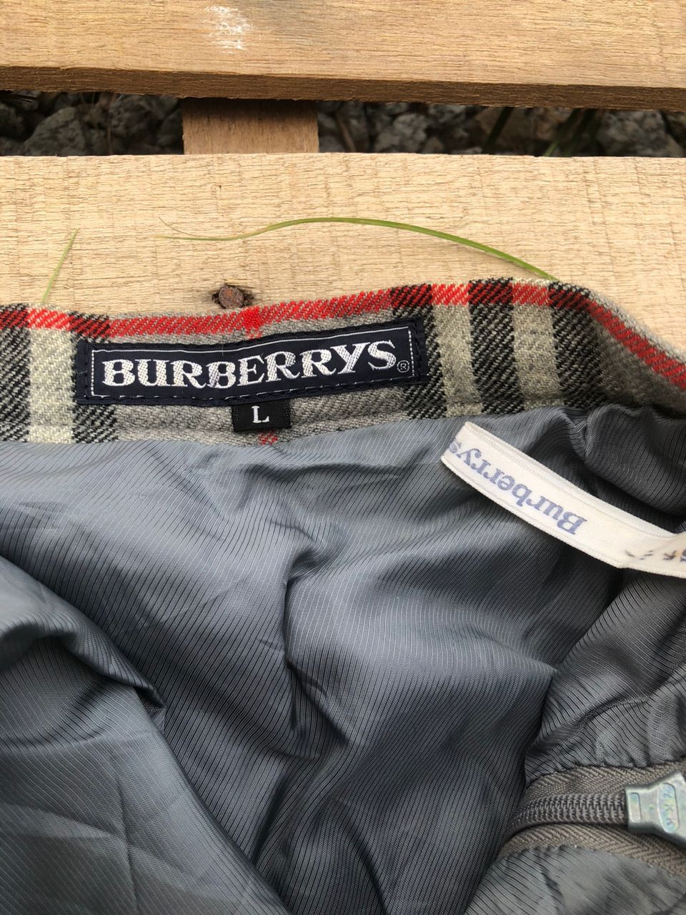 Burberry Vintage Burberrys Nova Check Skirts Size 26" / US 2 / IT 38 - 2 Thumbnail