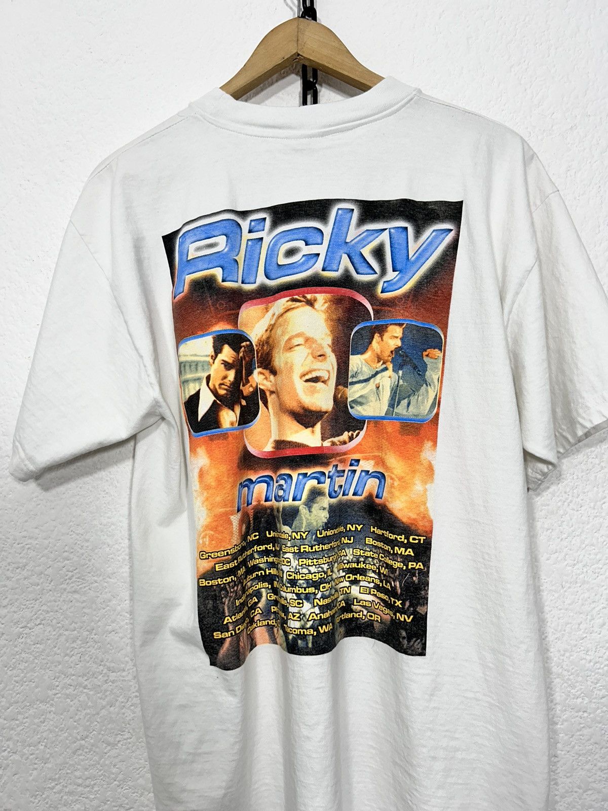 Band Tees × Rap Tees × Vintage RICKY MARTÍN RAP TEE 2001 VINTAGE Size US XL / EU 56 / 4 - 4 Thumbnail