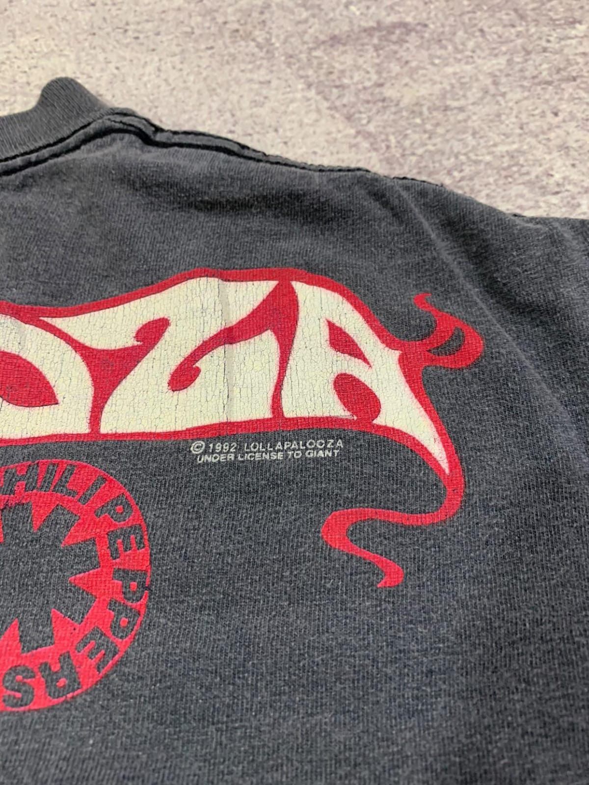 Band Tees LOLLAPALOOZA VINTAGE '92 Size US M / EU 48-50 / 2 - 6 Thumbnail